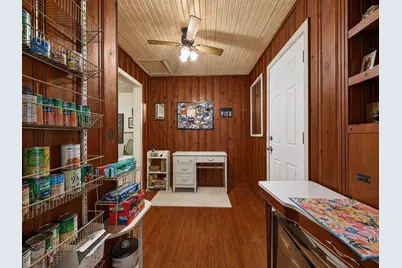3514 Commerce Street, Damon, TX 77430 - Photo 8