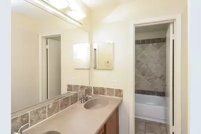 17002 Enchanted Circle E, Sugar Land, TX 77498 - Photo 14