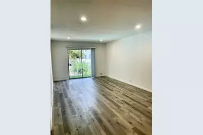 2601 Bellefontaine Street #A207, Houston, TX 77025 - Photo 8