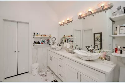 5360 McCulloch Circle, Houston, TX 77056 - Photo 28