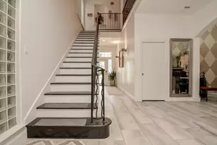 5360 McCulloch Cir, Houston, TX 77056 - Photo 8