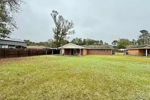 1140 Mitzi St, Vidor, TX 77662 - Photo 22