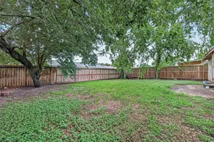10431 Towne Oak Ln, Sugar Land, TX 77498 - Photo 30