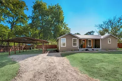 314 Avenue D, Point, TX 75472 - Photo 2