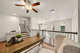 2627 Shady Woods Ln, Houston, TX 77008 - Photo 16