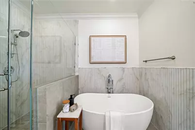 2627 Shady Woods Lane, Houston, TX 77008 - Photo 22