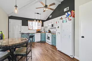 10011 Sand Pass Ln, Houston, TX 77064 - Photo 6