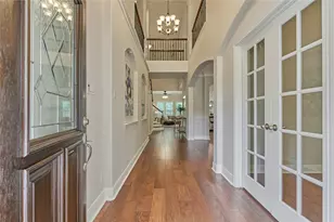 18535 W Laura Shore Dr, Cypress, TX 77433 - Photo 4
