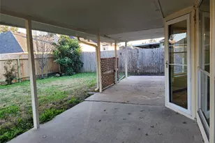 2107 Tower Bridge Rd, Pearland, TX 77581 - Photo 12