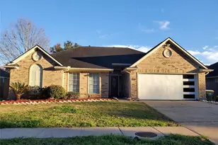 2107 Tower Bridge Rd, Pearland, TX 77581 - Photo 1
