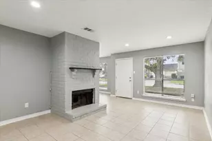 8540 Glen Meadow Ln, Beaumont, TX 77706 - Photo 10