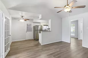 5242 Grace Point Ln, Houston, TX 77048 - Photo 14