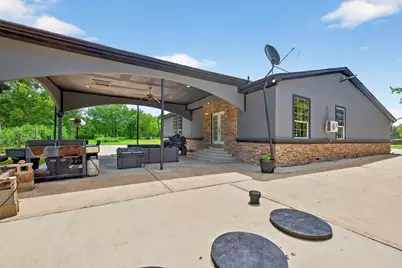 153 County Road 4907, Dayton, TX 77535 - Photo 34
