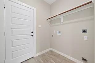 1107 Lyle W Ave, Cleveland, TX 77327 - Photo 32