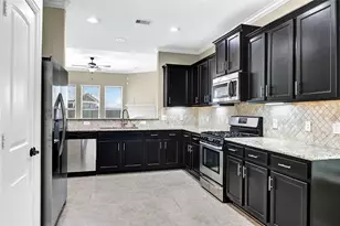 31796 Chapel Rock Ln, Spring, TX 77386 - Photo 8