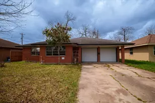 1904 Edgehill Rd, Pasadena, TX 77502 - Photo 1