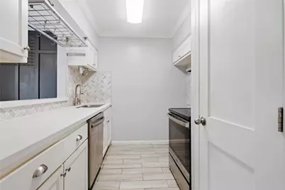 9005 Gaylord Street #17, Houston, TX 77024 - Photo 14