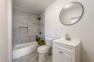 6011 Belmark St, Houston, TX 77033 - Photo 22