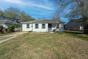 6011 Belmark St, Houston, TX 77033 - Photo 26