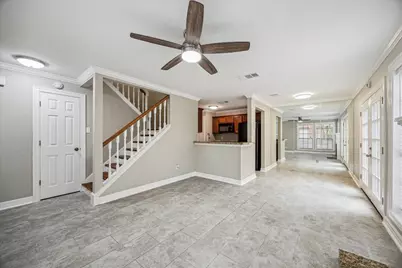 2211 S Kirkwood Road #9, Houston, TX 77077 - Photo 2