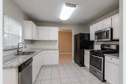 947 Leadenhall Circle, Channelview, TX 77530 - Photo 6