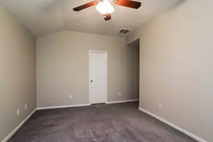947 Leadenhall Cir, Channelview, TX 77530 - Photo 8