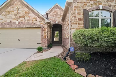 131 Hunter Hollow Drive, Montgomery, TX 77316 - Photo 2