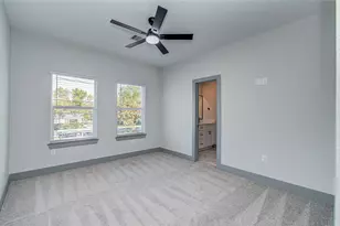 835 S Victory Dr, Houston, TX 77088 - Photo 20