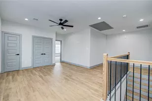 835 S Victory Dr, Houston, TX 77088 - Photo 34