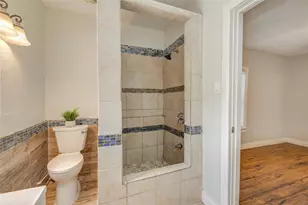 911 Wooding St, Houston, TX 77011 - Photo 14