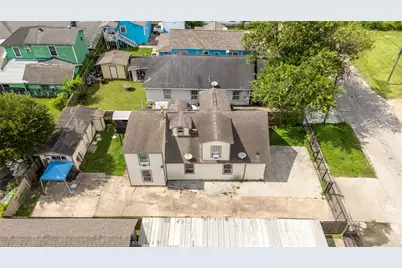 911 Wooding Street, Houston, TX 77011 - Photo 1