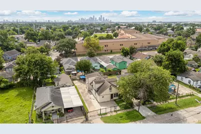 911 Wooding Street, Houston, TX 77011 - Photo 18