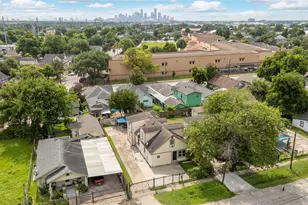 911 Wooding St, Houston, TX 77011 - Photo 18