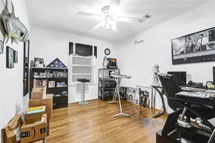 4831 Knickerbocker St, Houston, TX 77035 - Photo 38