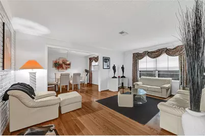 4831 Knickerbocker Street, Houston, TX 77035 - Photo 10