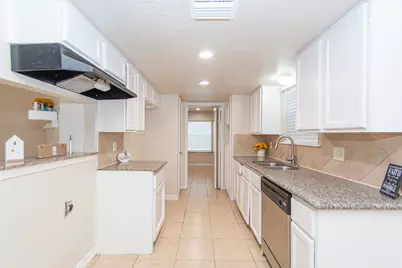 6710 Stiller Drive, Houston, TX 77489 - Photo 1