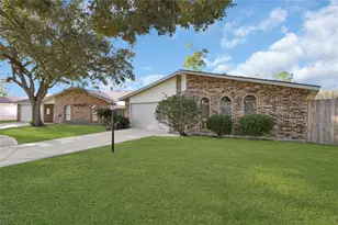 15802 Ironfork Dr, Houston, TX 77053 - Photo 2