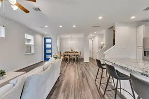 9904 Smokehouse Silo Ln, Houston, TX 77080 - Photo 12