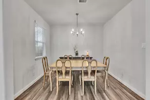 9904 Smokehouse Silo Ln, Houston, TX 77080 - Photo 14