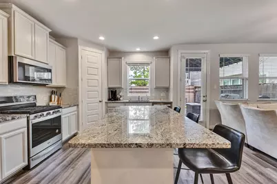 9904 Smokehouse Silo Lane, Houston, TX 77080 - Photo 18