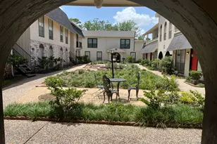 1275 Witte Rd, Houston, TX 77055 - Photo 1