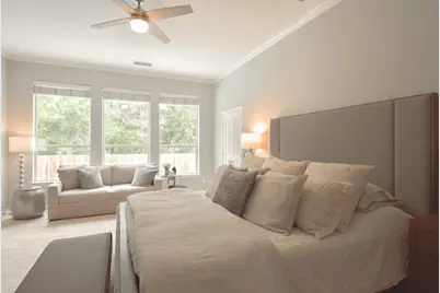 7 E Shale Creek Circle, The Woodlands, TX 77382 - Photo 8