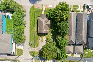 725 E 26th St, Houston, TX 77009 - Photo 26