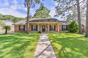 114 Wyndwood Dr, Seabrook, TX 77586 - Photo 1