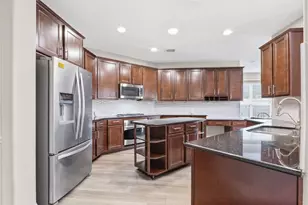 12323 Scherer Woods Ct, Tomball, TX 77377 - Photo 14