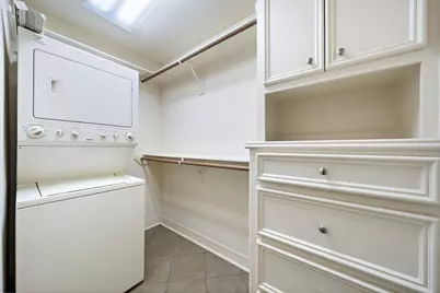 619 E 8th 1/2 Street, Houston, TX 77007 - Photo 42