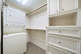 619 E 8th 1/2 St, Houston, TX 77007 - Photo 42