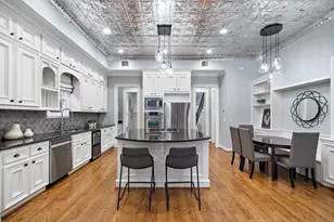 619 E 8th 1/2 St, Houston, TX 77007 - Photo 4
