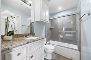 619 E 8th 1/2 St, Houston, TX 77007 - Photo 34