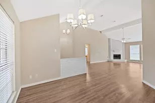 8614 Greenleaf Lake Dr, Houston, TX 77095 - Photo 14